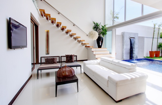 3 Bedrooms Modern Loft Villa in Naiharn Beach ⋆ Luxury Rentals Phuket