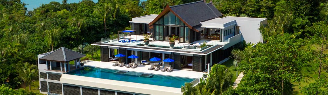 Phuket Rental: 4 Bedrooms Oceanfront Villa Phuket