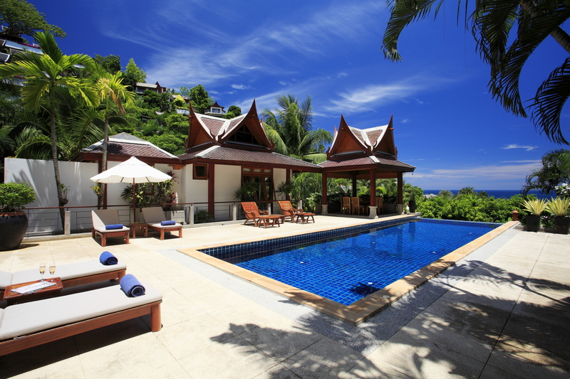 Phuket Rental: 4 Bedrooms Luxury Villa in Surin