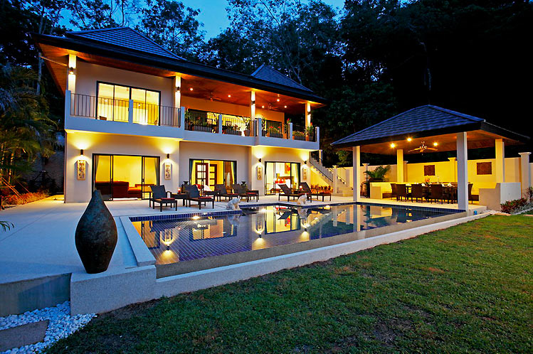 Phuket Rental: Perfect 6 Bedrooms Holiday Rental Pool Villa
