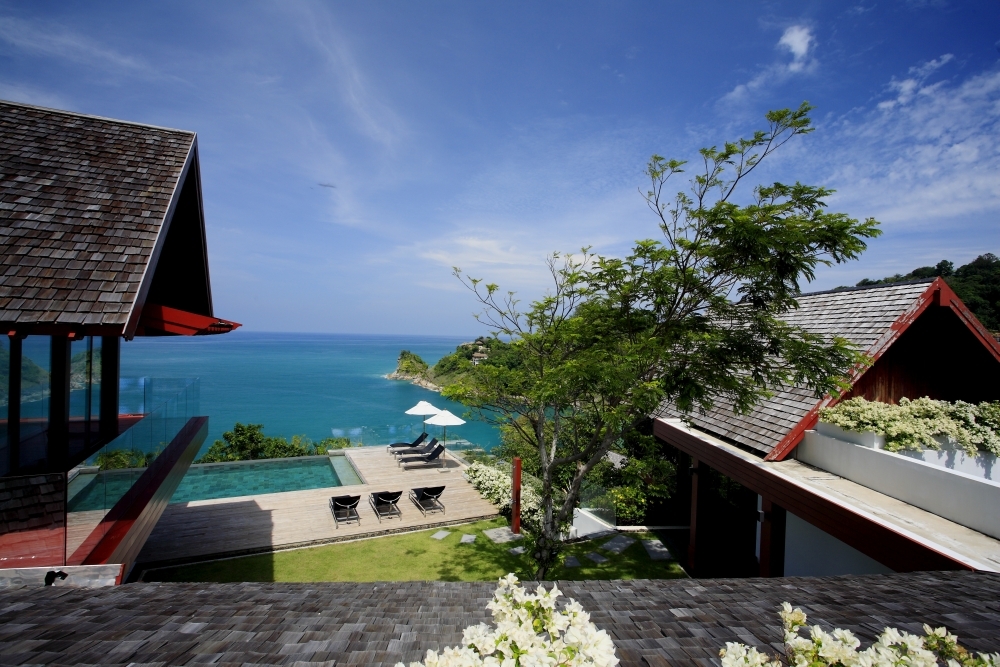Phuket Rental: 5-Bedroom Tropical Getaway Villa