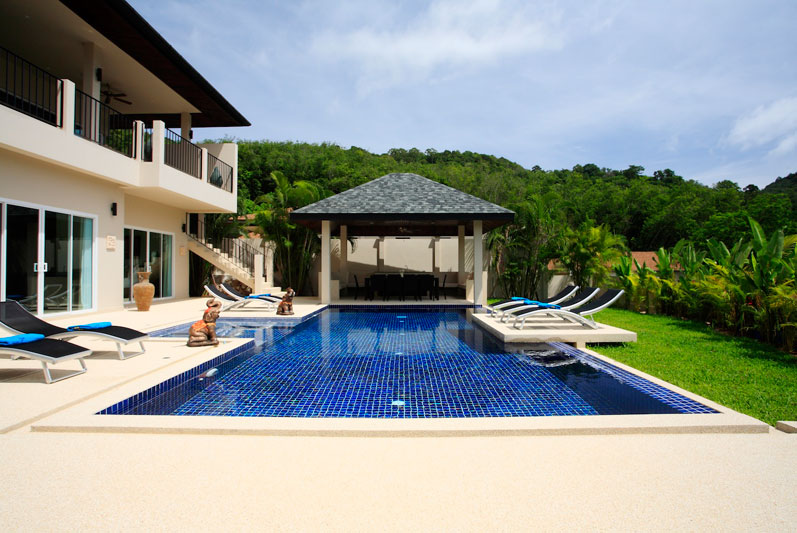Phuket Rental: Massive 7-Bedroom Luxury Villa