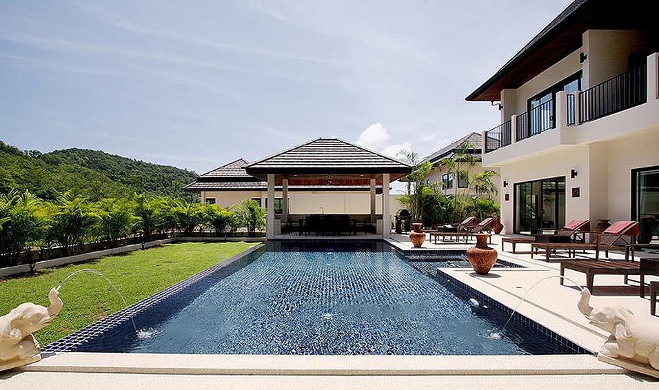 Phuket Rental: Excellent 7 Bedroom Villa with Full Sevice in Phuket